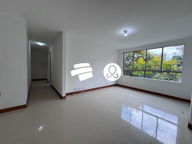 Apartamento de 3 alcobas en venta en El Tesoro, Medellín, 87 m² · foto 11 de 19