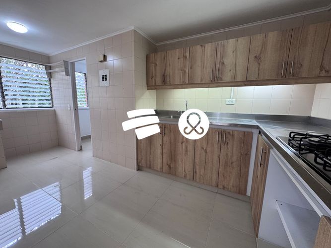 Apartamento de 3 alcobas en venta en El Tesoro, Medellín, 87 m² · foto 12 de 19