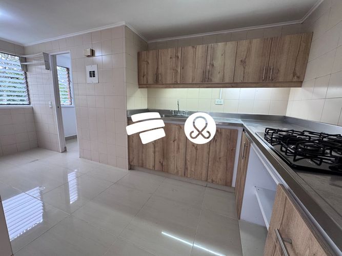 Apartamento de 3 alcobas en venta en El Tesoro, Medellín, 87 m² · foto 13 de 19