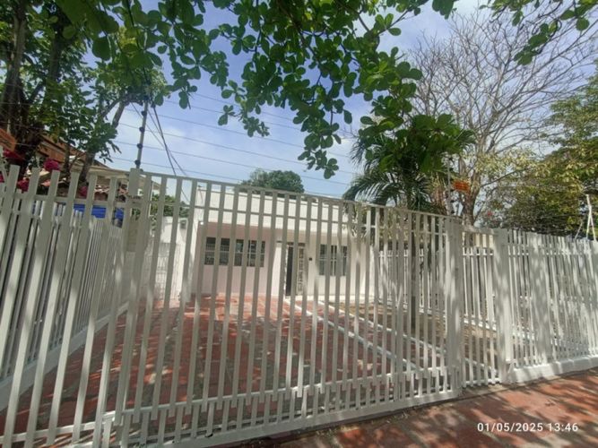 Casa de 6 alcobas en venta en Bellavista, Barranquilla, 490 m² · foto 2 de 19