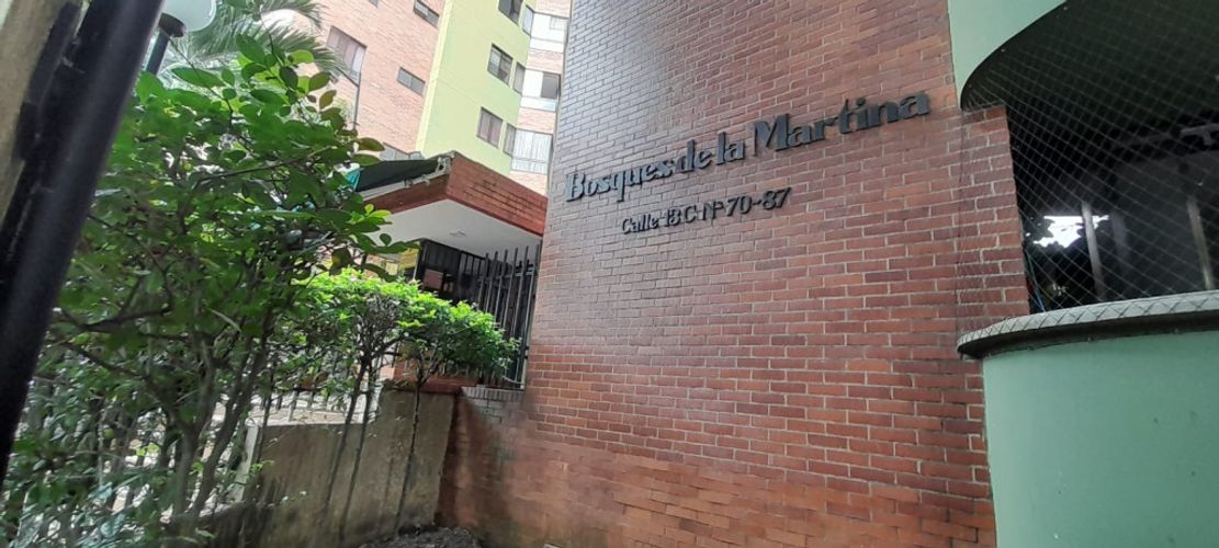 Apartamento de 3 alcobas en venta en Quintas De Don Simon, Cali, 134 m² · foto 3 de 24