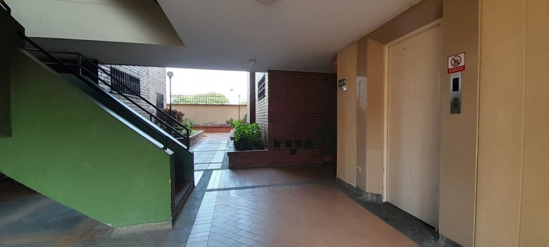 Apartamento de 3 alcobas en venta en Quintas De Don Simon, Cali, 134 m² · foto 5 de 24