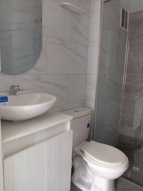 Apartamento de 2 alcobas en venta en Hayuelos, Bogotá, 43 m² · foto 8 de 20