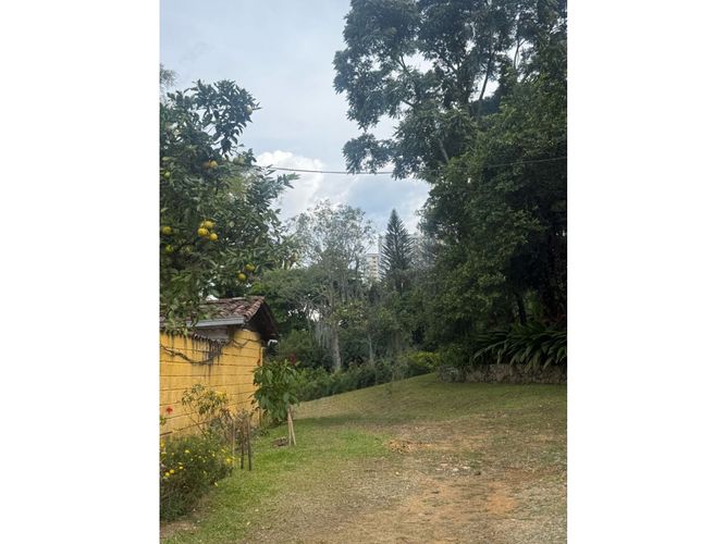 Lote en venta en Centro, La Estrella, 257 m² · foto 4 de 19