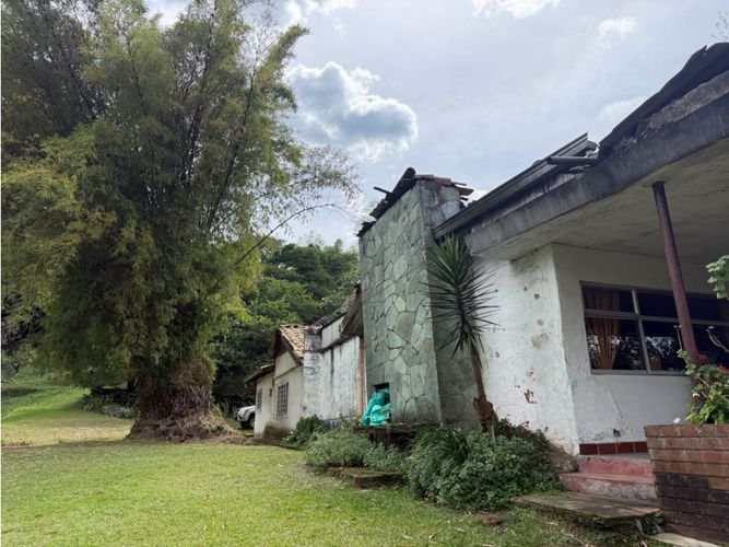 Lote en venta en Centro, La Estrella, 257 m² · foto 7 de 19