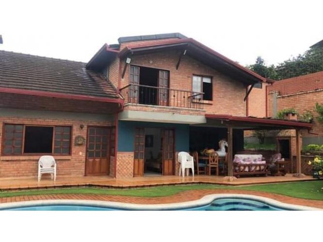 Casa en venta en Lagos Del Cacique, Floridablanca, 350 m² · foto 1 de 19