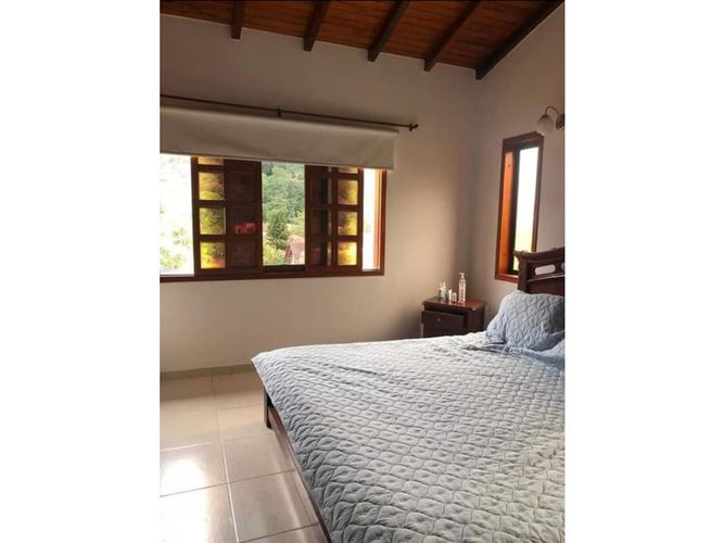 Casa en venta en Lagos Del Cacique, Floridablanca, 350 m² · foto 11 de 19