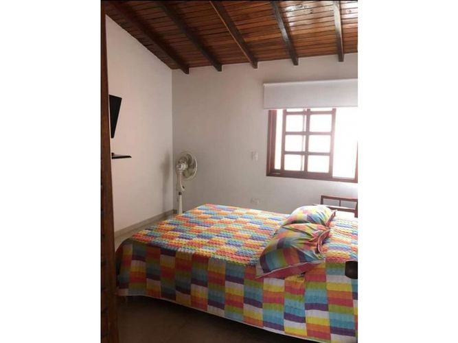 Casa en venta en Lagos Del Cacique, Floridablanca, 350 m² · foto 13 de 19