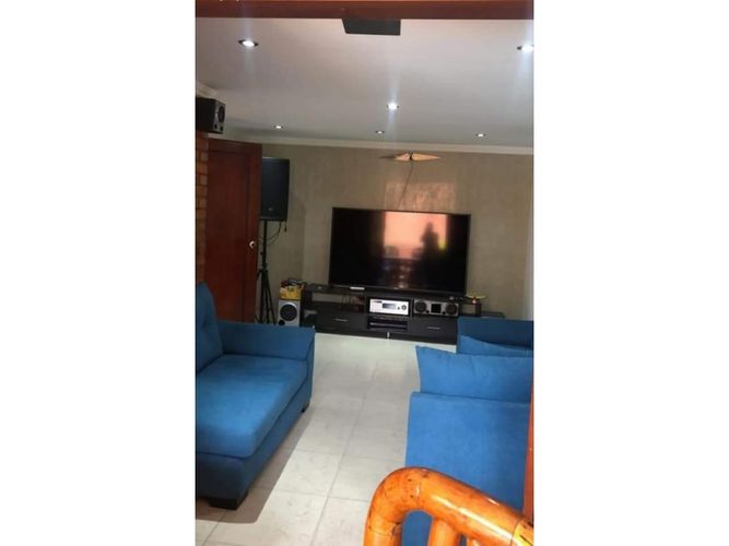 Casa en venta en Lagos Del Cacique, Floridablanca, 350 m² · foto 14 de 19