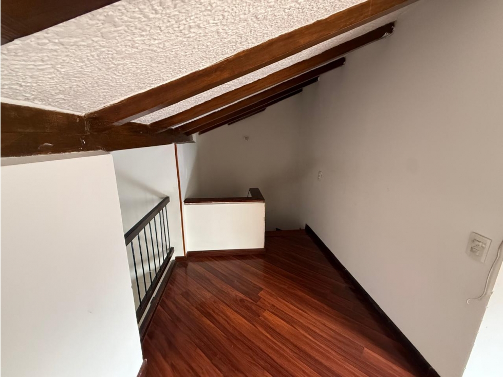 Casa en venta en Caobos Salazar, Bogotá · foto 18 de 24
