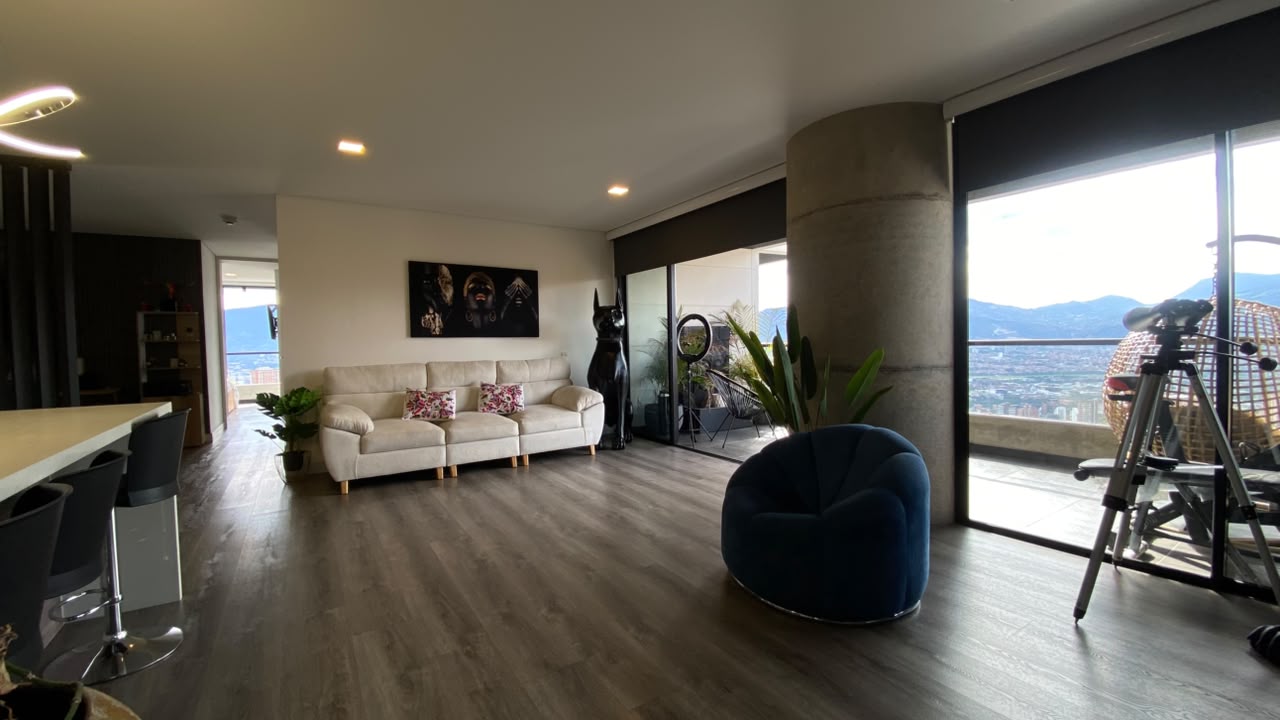 Apartamento en arriendo en El Poblado, Medellín · foto 4 de 19