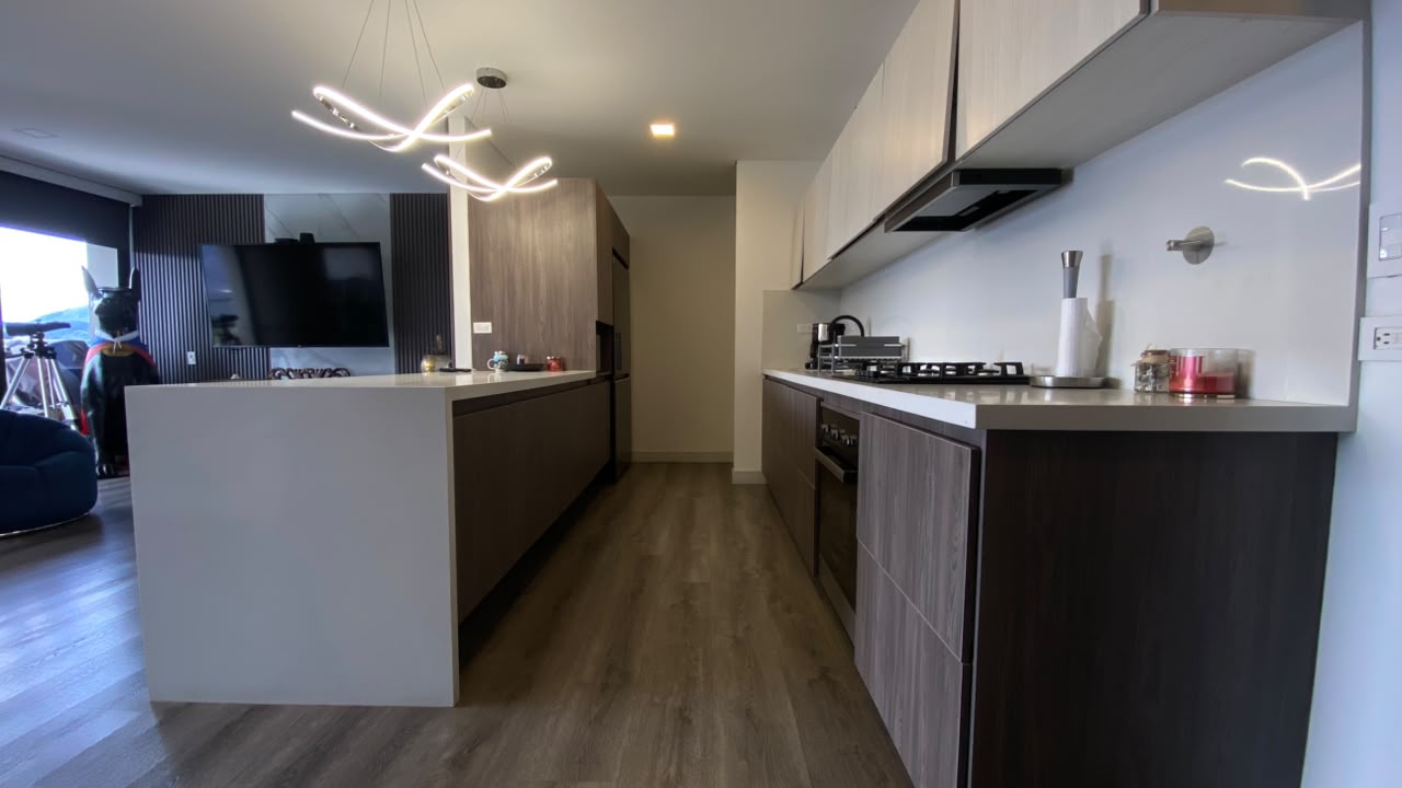 Apartamento en arriendo en El Poblado, Medellín · foto 5 de 19