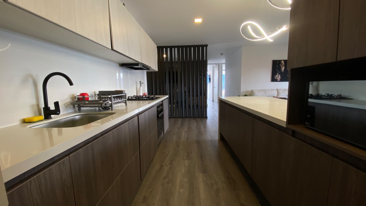 Apartamento en arriendo en El Poblado, Medellín · foto 6 de 19