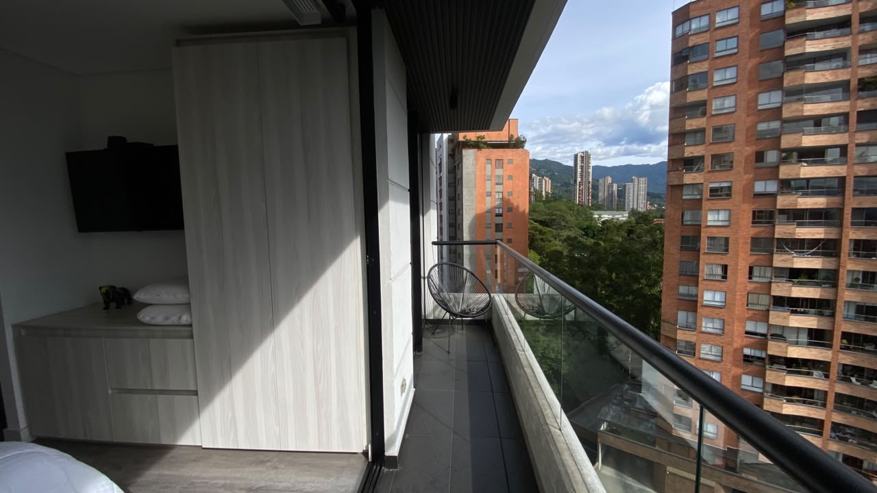Apartamento en arriendo en El Poblado, Medellín · foto 14 de 19