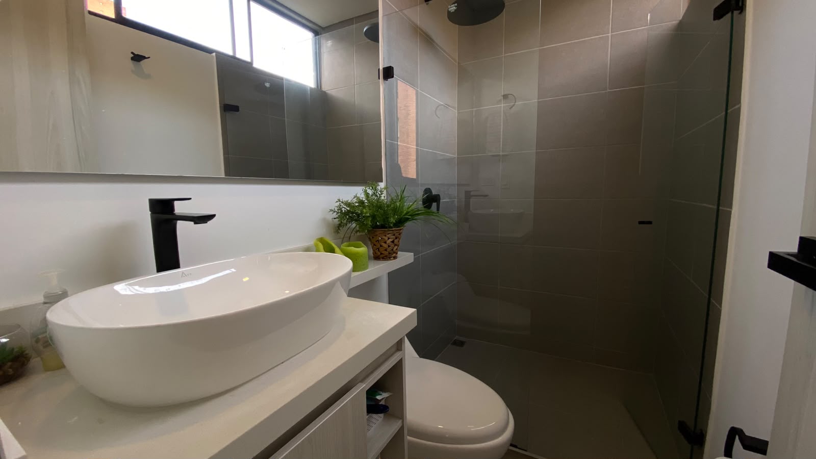 Apartamento en arriendo en El Poblado, Medellín · foto 11 de 15