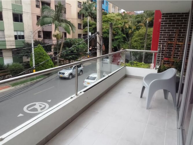 Apartamento de 4 alcobas en venta en Conquistadores, Medellín, 100 m² · foto 3 de 24