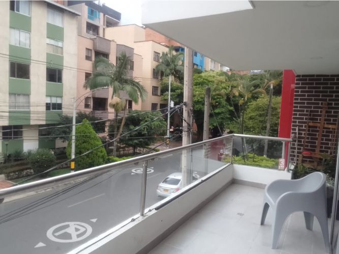 Apartamento de 4 alcobas en venta en Conquistadores, Medellín, 100 m² · foto 5 de 24