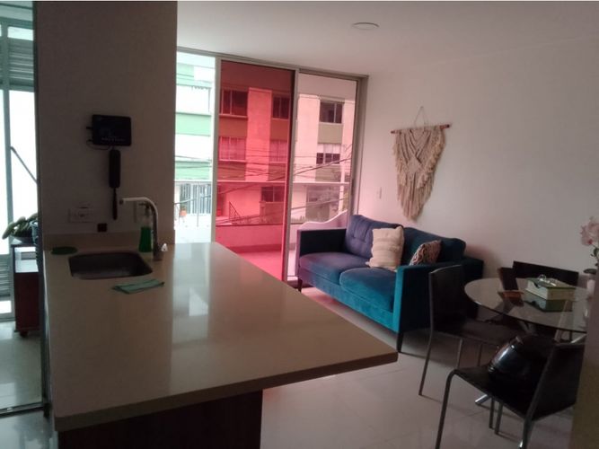 Apartamento de 4 alcobas en venta en Conquistadores, Medellín, 100 m² · foto 7 de 24