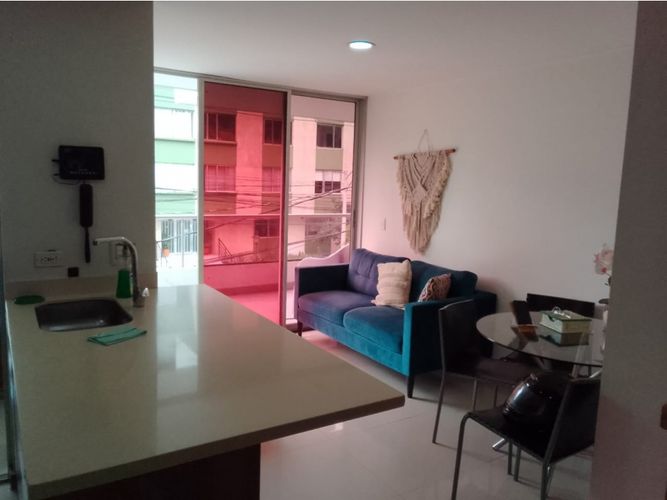 Apartamento de 4 alcobas en venta en Conquistadores, Medellín, 100 m² · foto 11 de 24