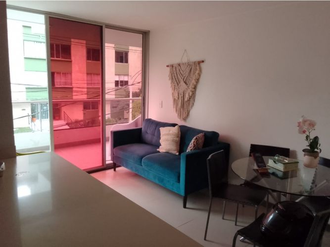 Apartamento de 4 alcobas en venta en Conquistadores, Medellín, 100 m² · foto 13 de 24