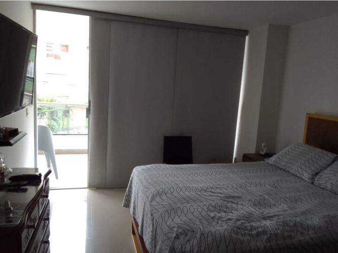 Apartamento de 4 alcobas en venta en Conquistadores, Medellín, 100 m² · foto 20 de 24