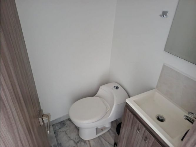 Apartamento de 3 alcobas en venta en Conquistadores, Medellín, 105 m² · foto 18 de 22