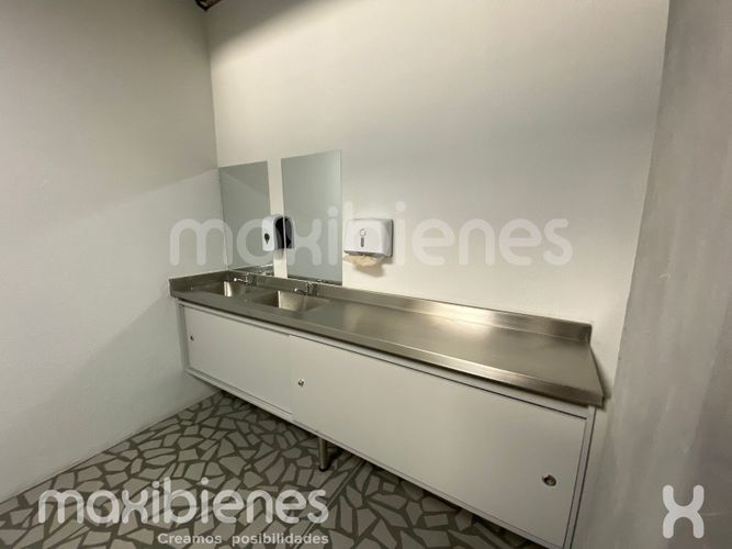 Local en arriendo en San Isidro, Medellín, 87 m² · foto 6 de 11