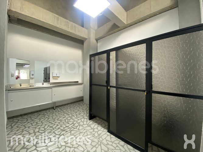 Local en arriendo en San Isidro, Medellín, 87 m² · foto 9 de 11