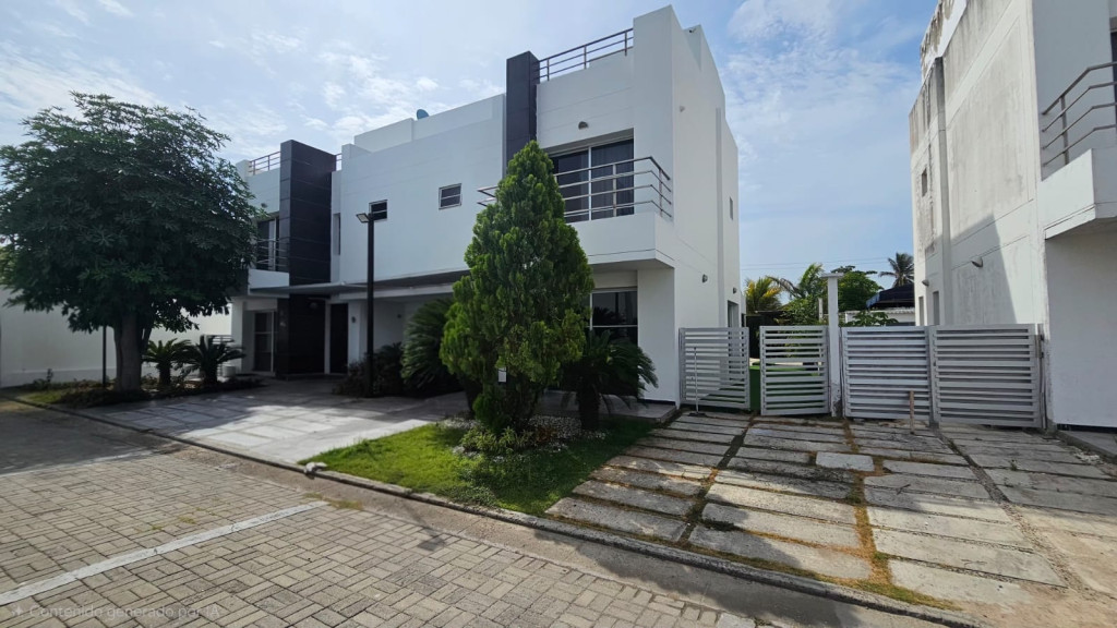 Casa en Arriendo en Conjunto residencial villa campestre, Barranquilla