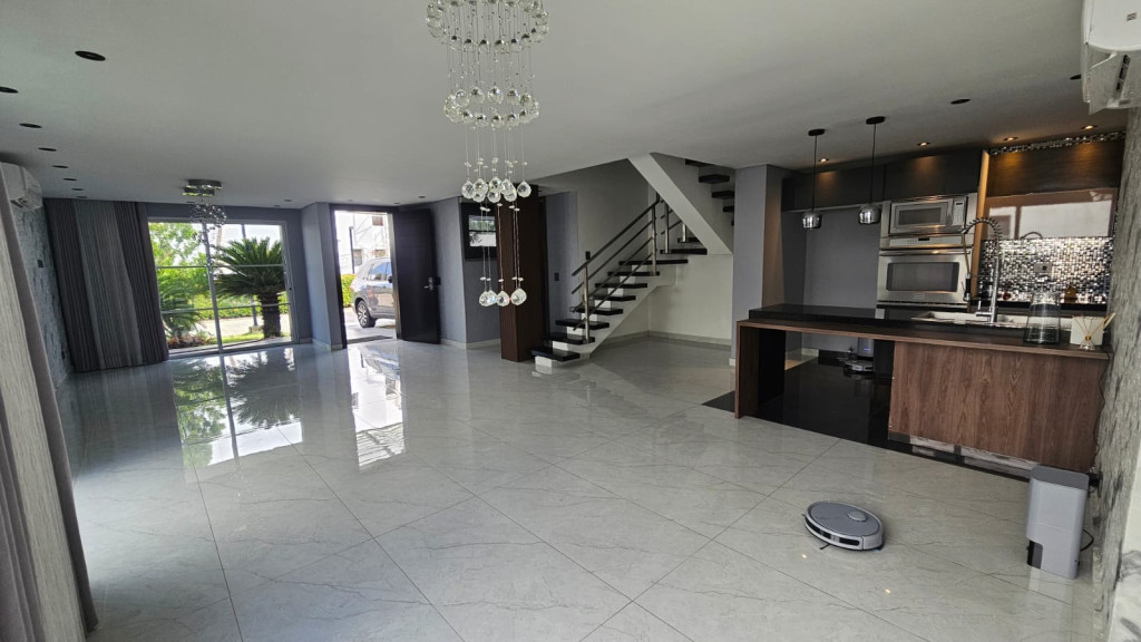 Casa en arriendo en Conjunto Residencial Villa Campestre, Barranquilla · foto 4 de 24