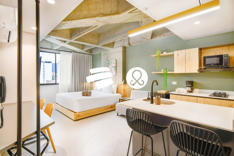 Edificio en venta en Laureles, Medellín, 1630 m² · foto 9 de 16
