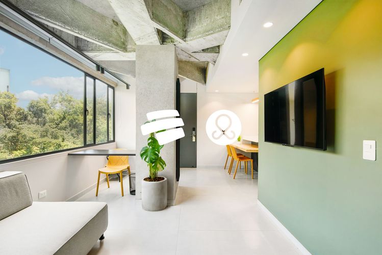 Edificio en venta en Laureles, Medellín, 1630 m² · foto 14 de 16