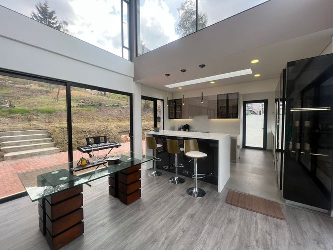 Casa de 3 alcobas en venta en Gratamira, Sopó, 210 m² · foto 6 de 18