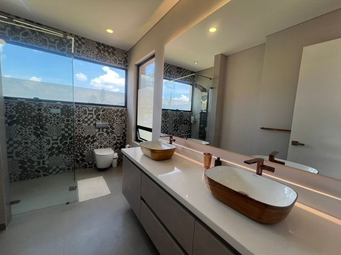 Casa de 3 alcobas en venta en Gratamira, Sopó, 210 m² · foto 11 de 18