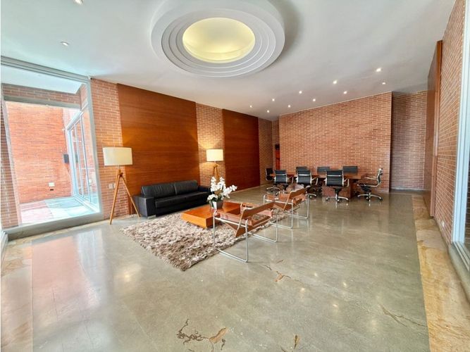 Apartamento de 3 alcobas en venta en Los Rosales, Bogotá, 191 m² · foto 20 de 22