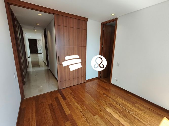 Apartamento de 4 alcobas en venta en El Poblado, Medellín, 200 m² · foto 14 de 24