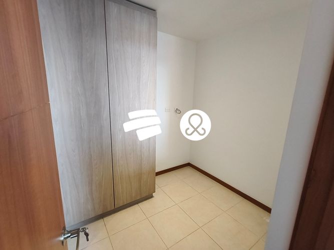Apartamento de 4 alcobas en venta en El Poblado, Medellín, 200 m² · foto 16 de 24
