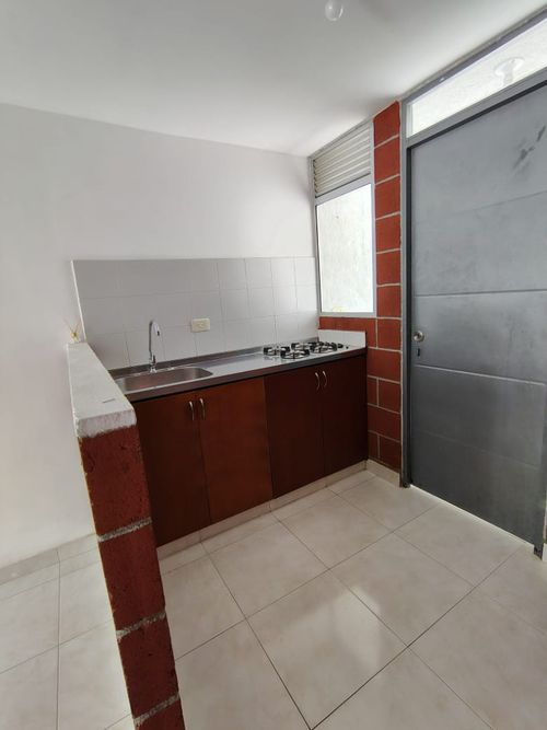 Casa de 2 alcobas en arriendo en Villa Antigua, Villa del Rosario, 73 m² · foto 6 de 24