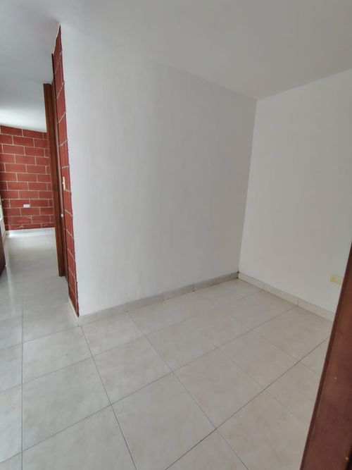 Casa de 2 alcobas en arriendo en Villa Antigua, Villa del Rosario, 73 m² · foto 8 de 24