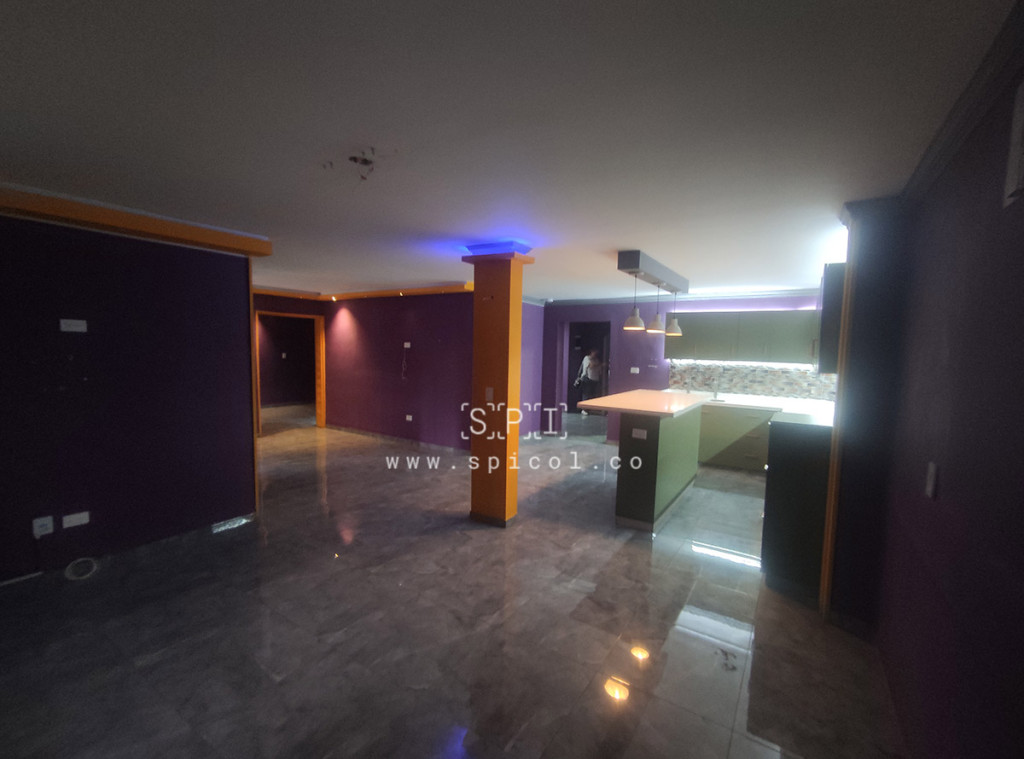 5BR House in Provenza (210 m²)
