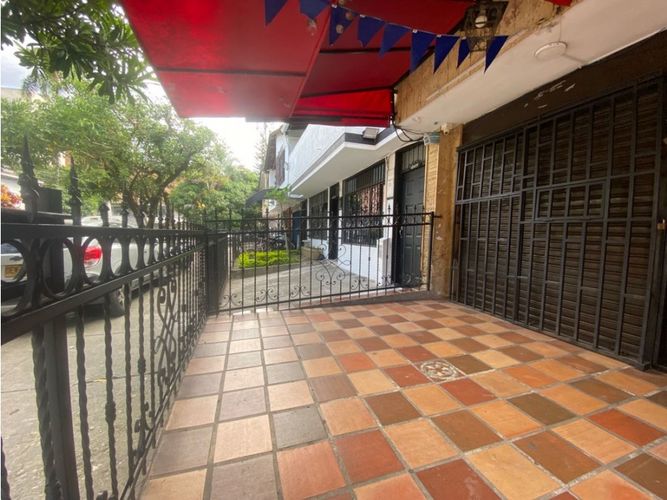 Local en arriendo en Estadio, Medellín, 33 m² · foto 8 de 9