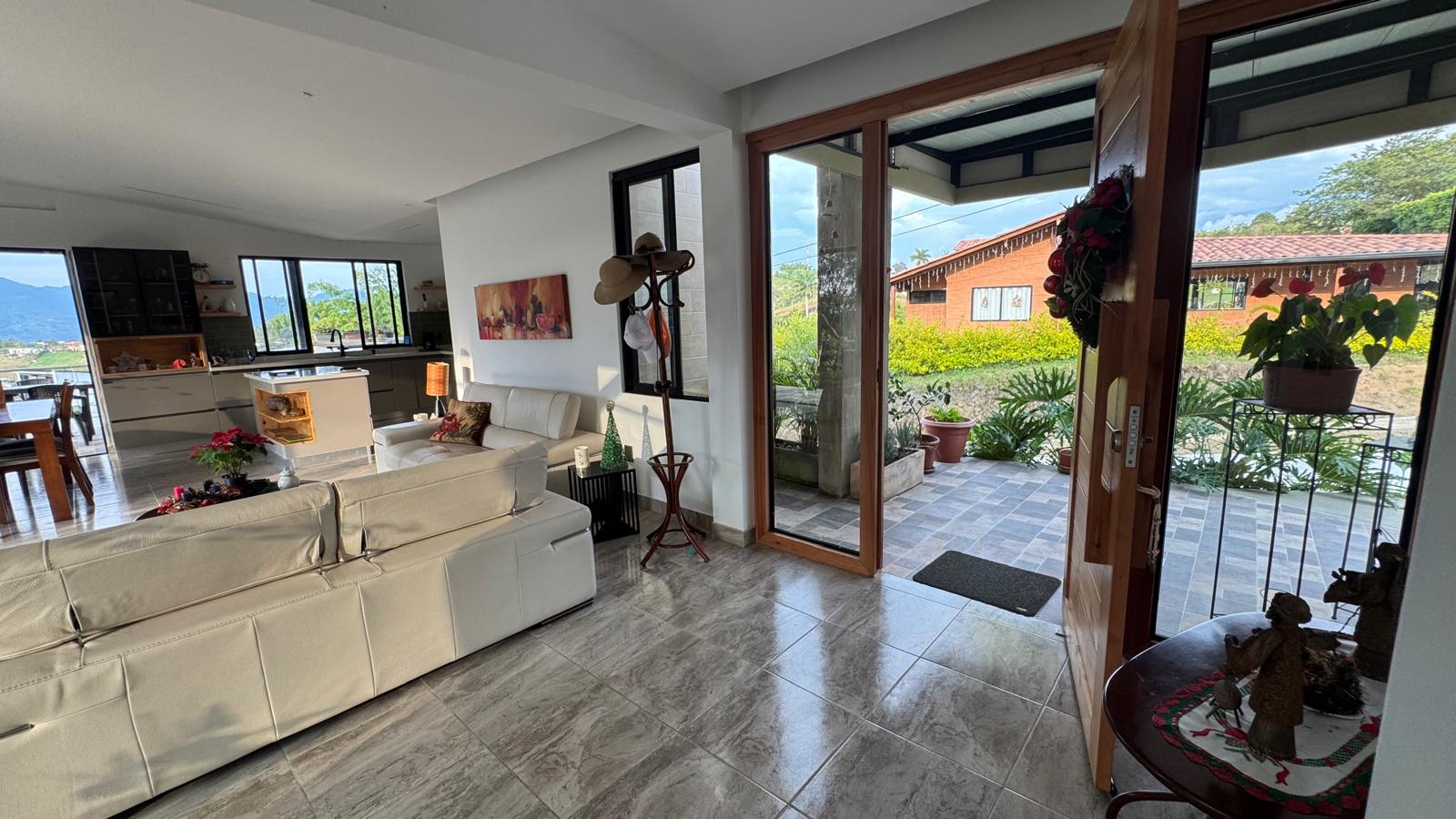 Casa en venta en Condina, Pereira · foto 3 de 20