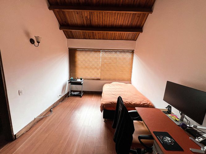 Casa en venta en Santa Barbara Central, Bogotá · foto 10 de 11
