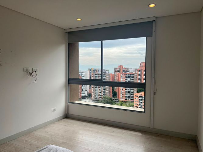 Apartamento de 2 alcobas en arriendo en Loma Del Esmeraldal, Envigado, 86 m² · foto 9 de 15