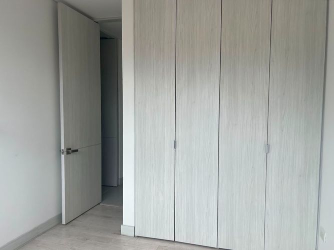 Apartamento de 2 alcobas en arriendo en Loma Del Esmeraldal, Envigado, 86 m² · foto 10 de 15
