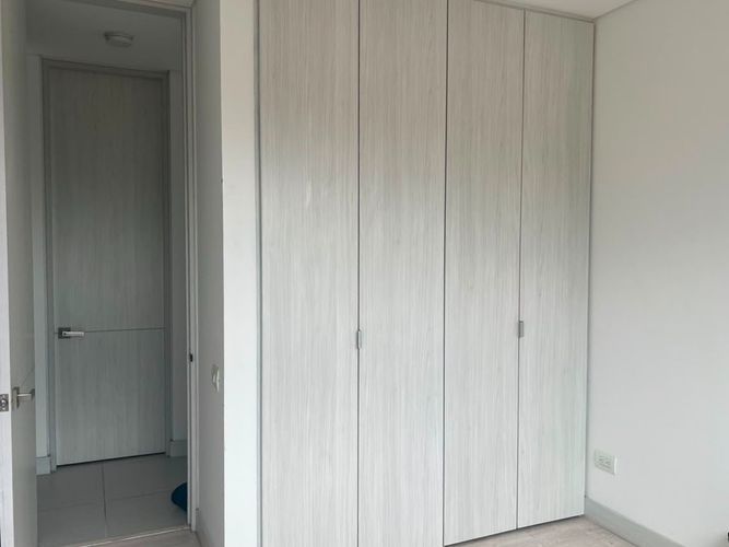 Apartamento de 2 alcobas en arriendo en Loma Del Esmeraldal, Envigado, 86 m² · foto 7 de 15