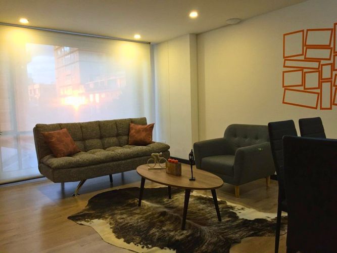 Apartaestudio en venta en Chicó Reservado, Bogotá, 60 m² · foto 3 de 10