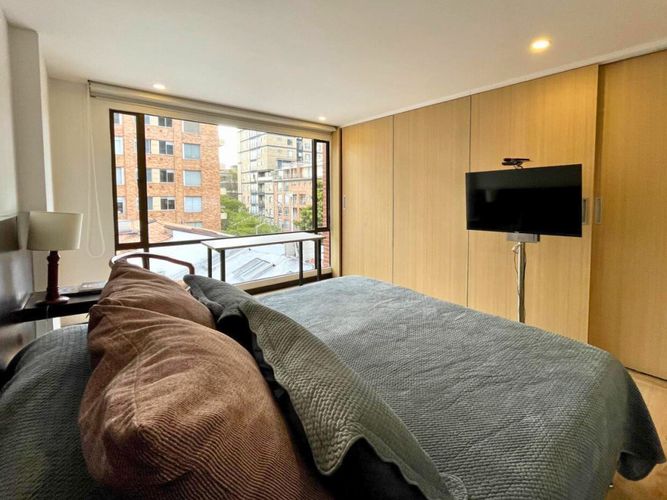 Apartaestudio en venta en Chicó Reservado, Bogotá, 60 m² · foto 8 de 10