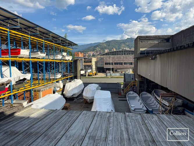 Bodega en venta en Las Mercedes, Itagüí · foto 4 de 5