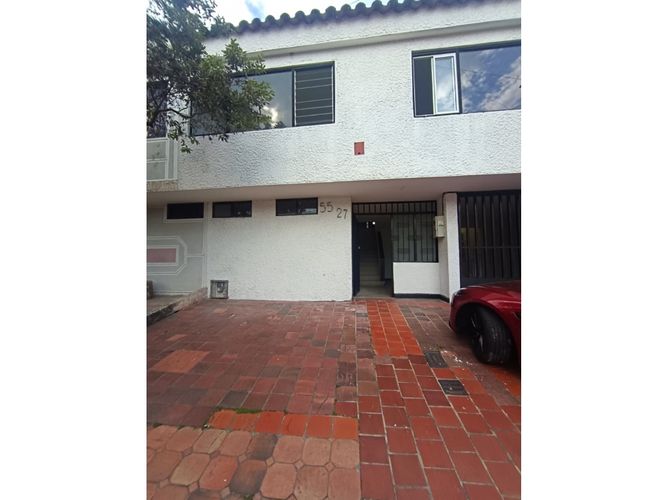 Casa de 5 alcobas en venta en Terrazas, Bucaramanga, 180 m² · foto 2 de 24